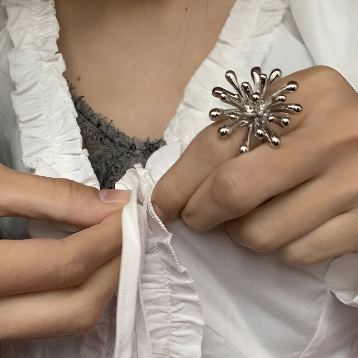 Flower Splash Statement Ring