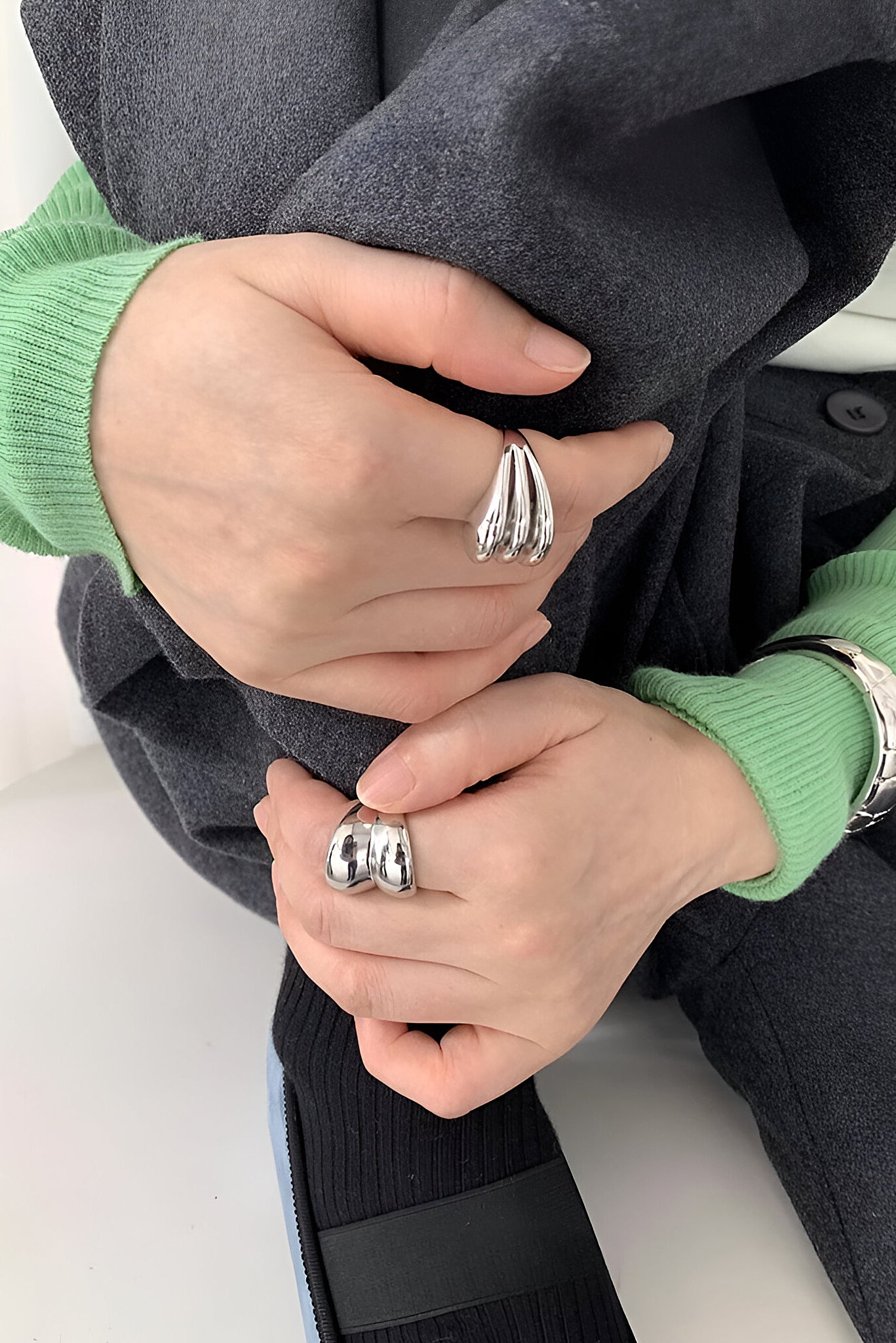 Futuristic Bubbly Ring Set